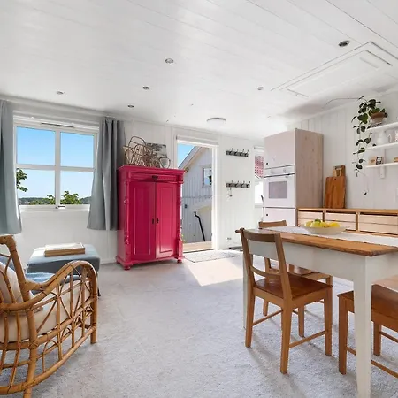 Havsutsikt Holiday home