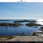 Havsutsikt Feriehus *